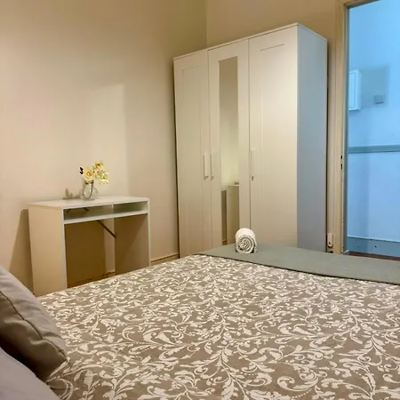Апартаменты Spacious T3 For Groups In Vibrant Neighborhood *